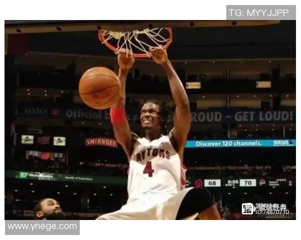 波什在激烈对决中挑战开拓者展现篮球技巧与团队合作的精彩瞬间