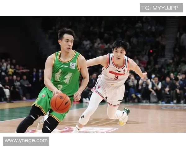 辽篮与山东男篮巅峰对决直播精彩瞬间回顾与分析